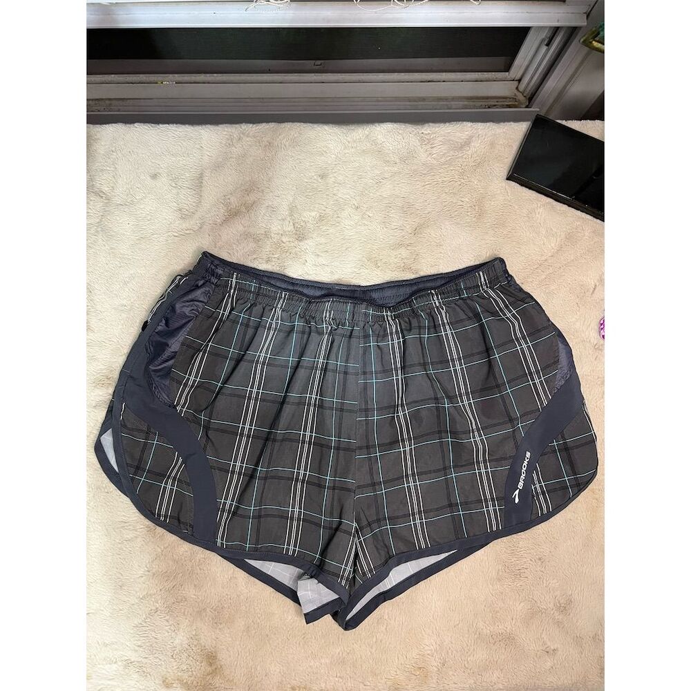 Brooks Men's XL Plaid Running Shorts Black Athletic Gym Wear